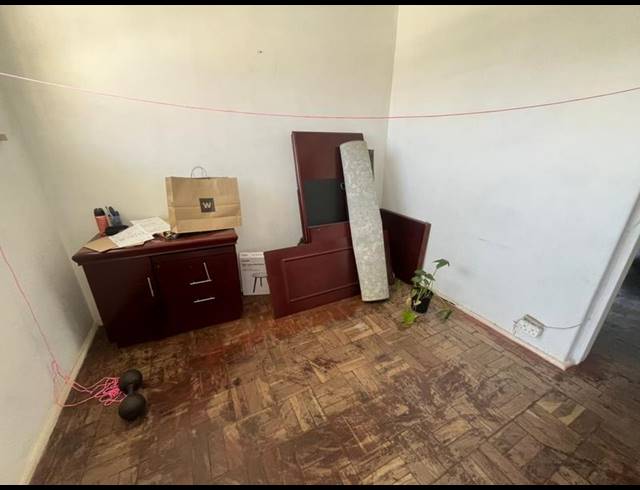 1 BEDROOM APARTMENT FOR SALE IN LAMBTON